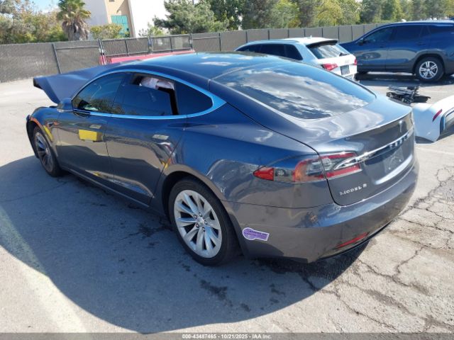 2018 TESLA MODEL S 5YJSA1E25JF294259 Photo 2