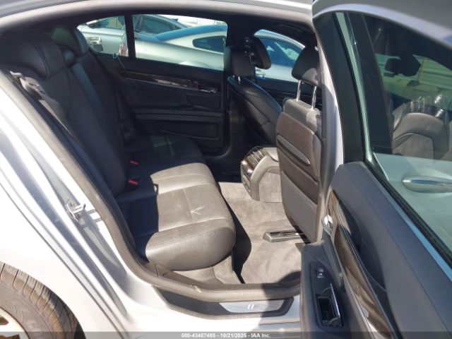 2015 BMW 740I WBAYA6C54FGK16635 Photo 7