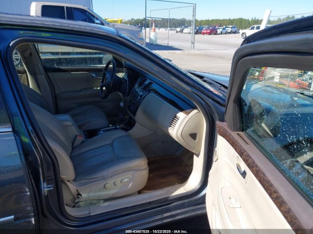 2010 CADILLAC DTS 1G6KD5EY7AU100215 Photo 4