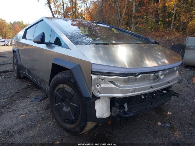2025 TESLA CYBERTRUCK 7G2CEHED0SA074560 Photo 0