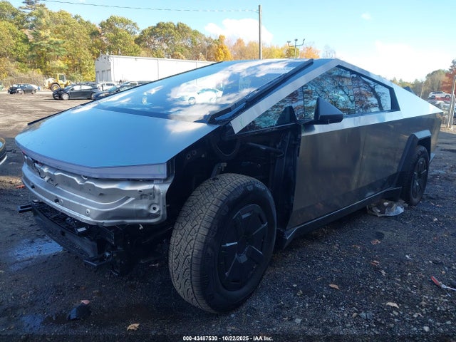 2025 TESLA CYBERTRUCK 7G2CEHED0SA074560 Photo 1