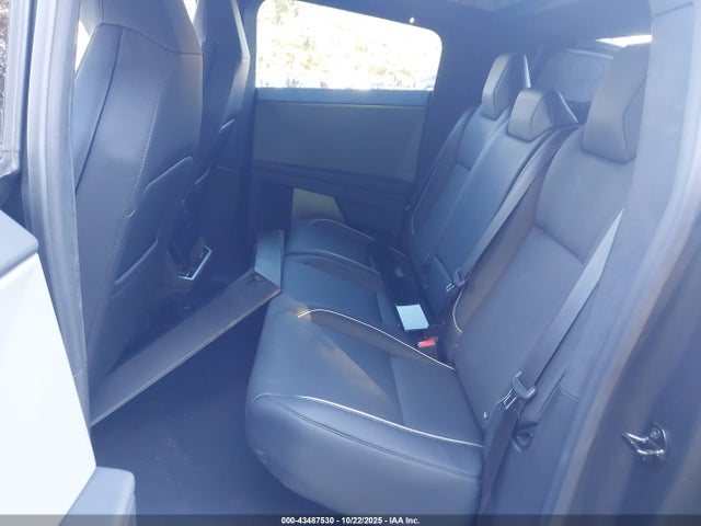 2025 TESLA CYBERTRUCK 7G2CEHED0SA074560 Photo 7