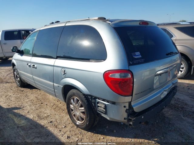 2005 CHRYSLER TOWN & COUNTRY 2C8GP64L15R196995 Photo 2