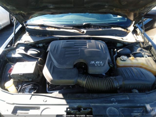 2016 CHRYSLER 300 2C3CCABG5GH352294 Photo 9