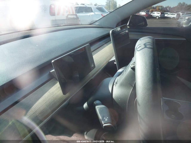 2022 TESLA MODEL 3 5YJ3E1EB5NF143565 Photo 6