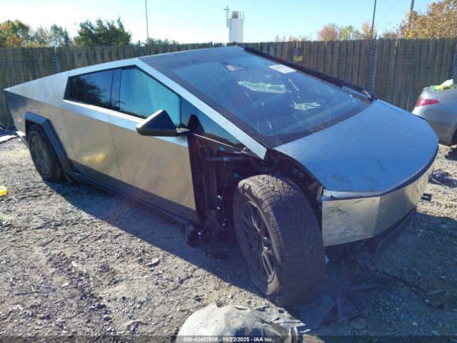 2025 TESLA CYBERTRUCK 7G2CEHED1SA058772