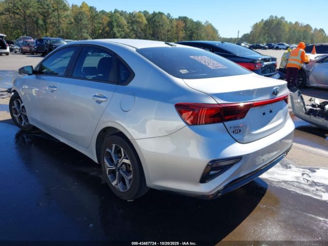 2020 KIA FORTE 3KPF24AD3LE213386 Photo 2