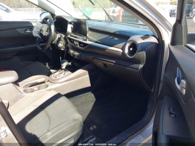 2020 KIA FORTE 3KPF24AD3LE213386 Photo 4