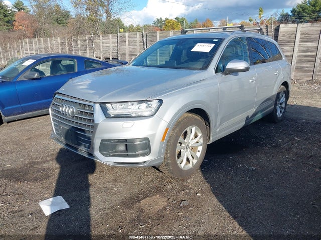 2017 AUDI Q7 WA1LAAF75HD058799 Photo 1