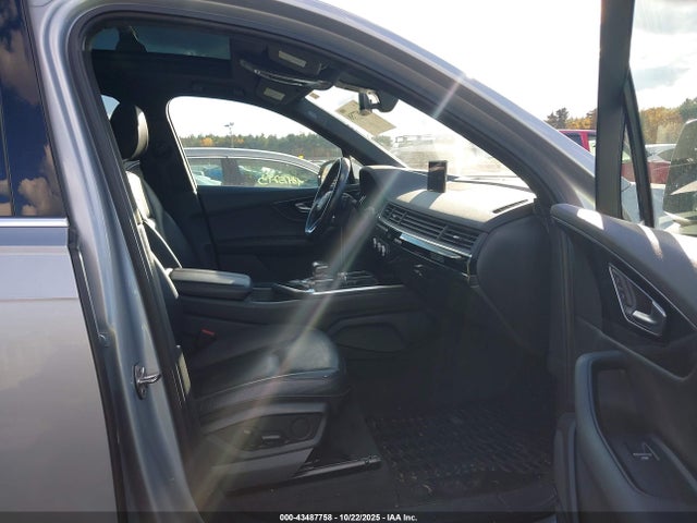 2017 AUDI Q7 WA1LAAF75HD058799 Photo 4