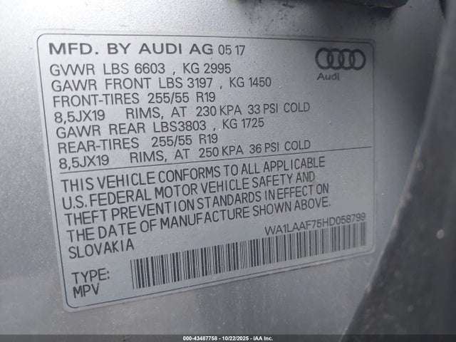 2017 AUDI Q7 WA1LAAF75HD058799 Photo 8