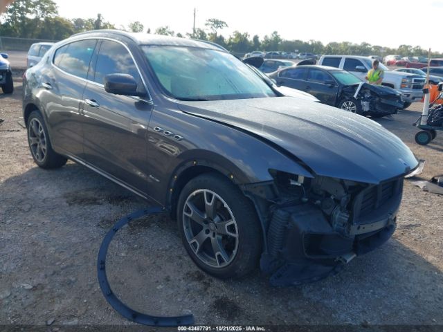 2018 MASERATI LEVANTE ZN661XUL2JX259830