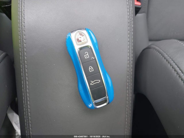 2023 PORSCHE 911 WP0AA2A94PS205118 Photo 10