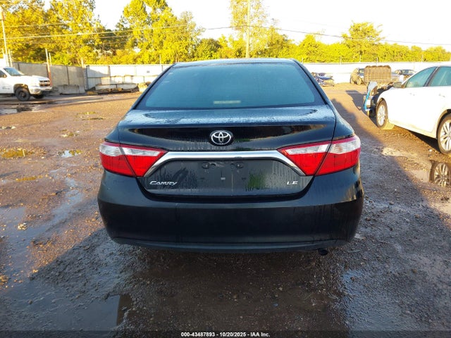 2016 Toyota Camry Le მანქანა იყიდება აუქციონზე, vin: 4T1BF1FK1GU172445, აუქციონის ნომერი: 43487893