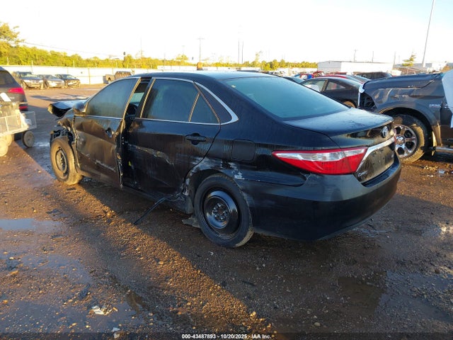 2016 Toyota Camry Le მანქანა იყიდება აუქციონზე, vin: 4T1BF1FK1GU172445, აუქციონის ნომერი: 43487893