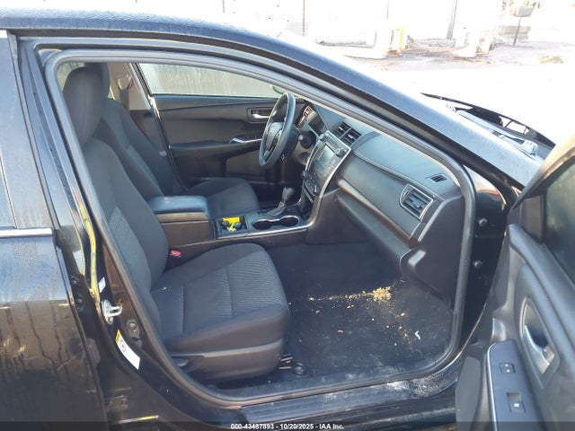 2016 Toyota Camry Le მანქანა იყიდება აუქციონზე, vin: 4T1BF1FK1GU172445, აუქციონის ნომერი: 43487893