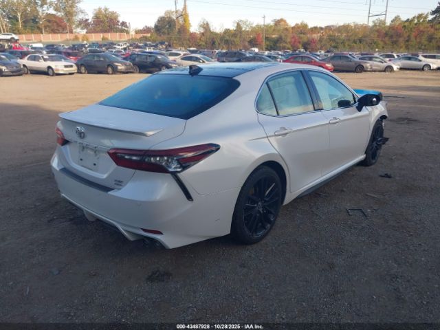 2021 TOYOTA CAMRY 4T1K61BK4MU040474 Photo 3