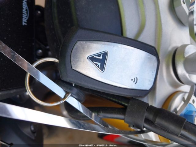 2022 TRIUMPH MOTORCYCLE SPEED TRIPLE SMTP01ST3NTAF9173 Photo 10