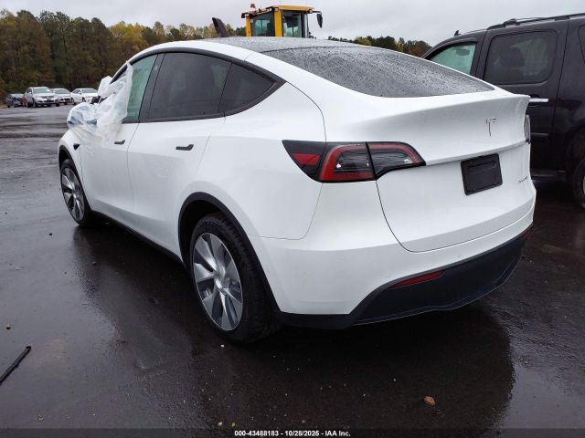 2022 TESLA MODEL Y 7SAYGDEE2NF356097 Photo 2