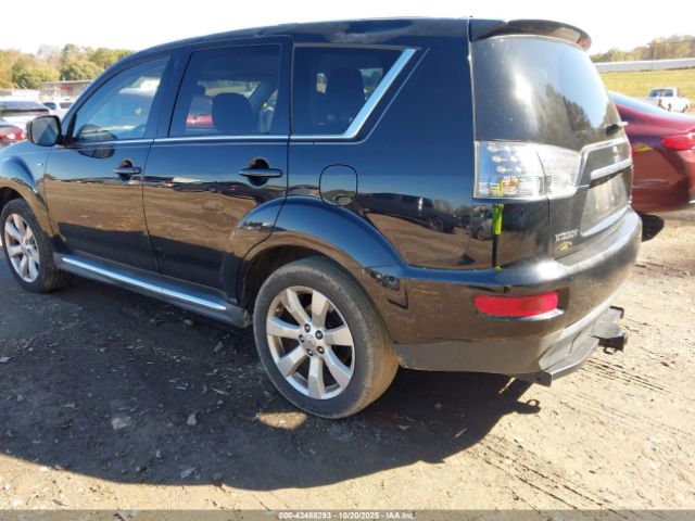 2011 MITSUBISHI OUTLANDER JA4JT5AX8BU008101 Photo 2