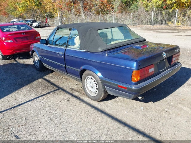 1991 BMW 318 WBABA7316MEJ11676 Photo 2