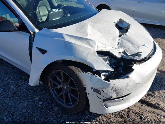 2021 TESLA MODEL 3 5YJ3E1EB1MF852931 Photo 5