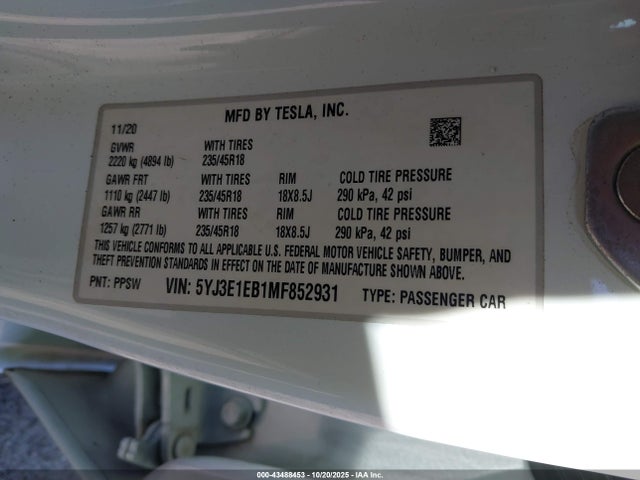 2021 TESLA MODEL 3 5YJ3E1EB1MF852931 Photo 8