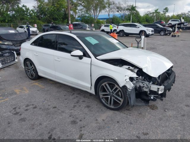 2019 AUDI A3 WAUAUGFF7KA103519