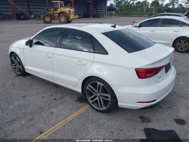 2019 AUDI A3 WAUAUGFF7KA103519 Photo 2