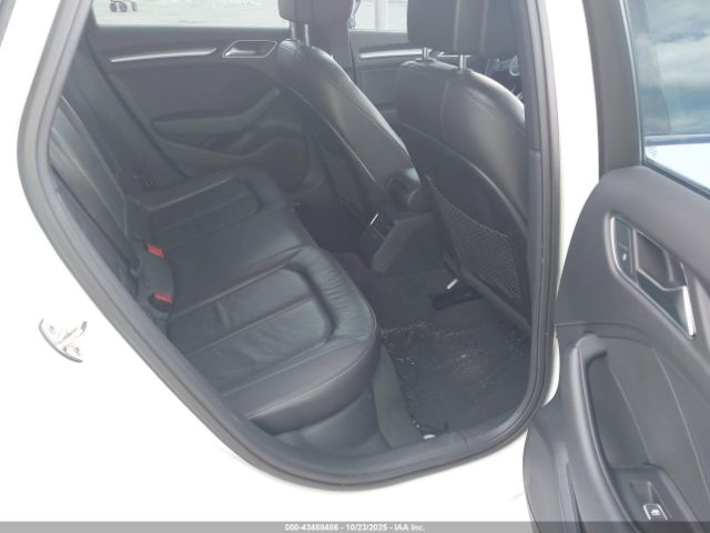 2019 AUDI A3 WAUAUGFF7KA103519 Photo 7