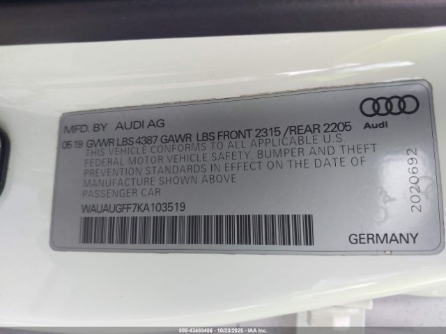 2019 AUDI A3 WAUAUGFF7KA103519 Photo 8