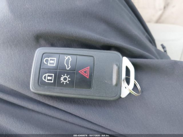 2015 VOLVO S60 YV1612TK7F1342588 Photo 10