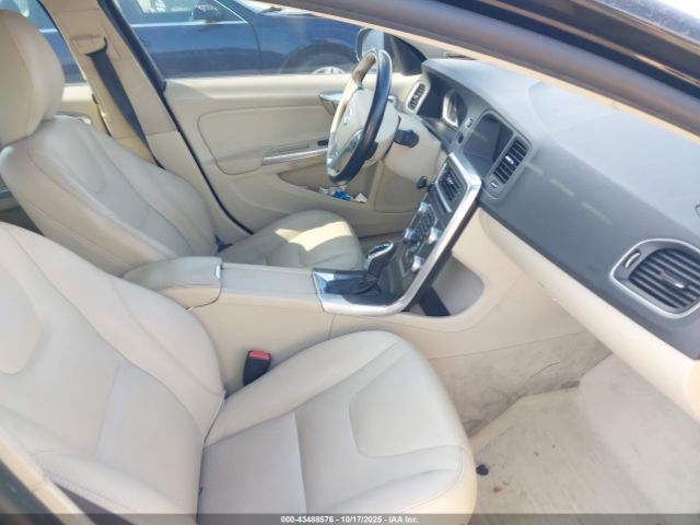2015 VOLVO S60 YV1612TK7F1342588 Photo 4