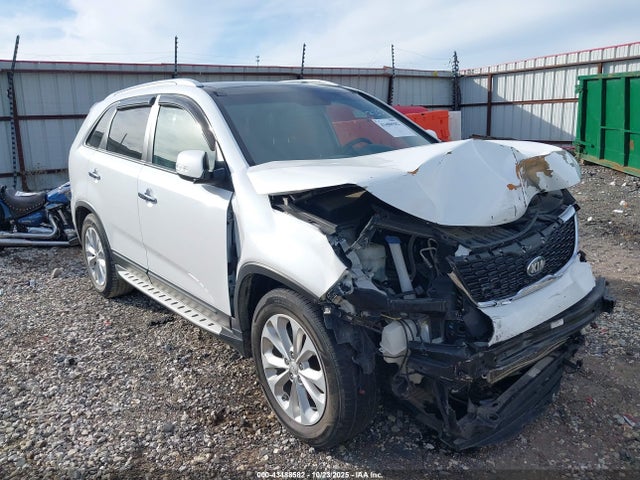 2015 KIA SORENTO 5XYKU4A70FG613237