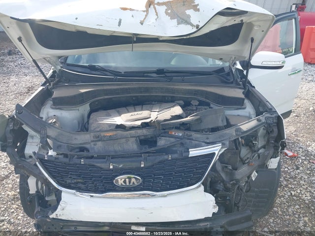 2015 KIA SORENTO 5XYKU4A70FG613237 Photo 9