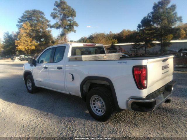 2021 GMC SIERRA 1500 1GTR9AEHXMZ268024 Photo 2