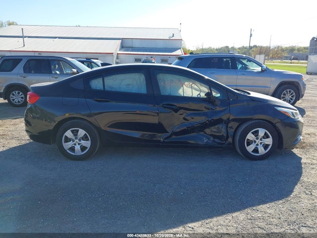 1G1BC5SM0H7119370 Chevrolet Cruze Ls Auto