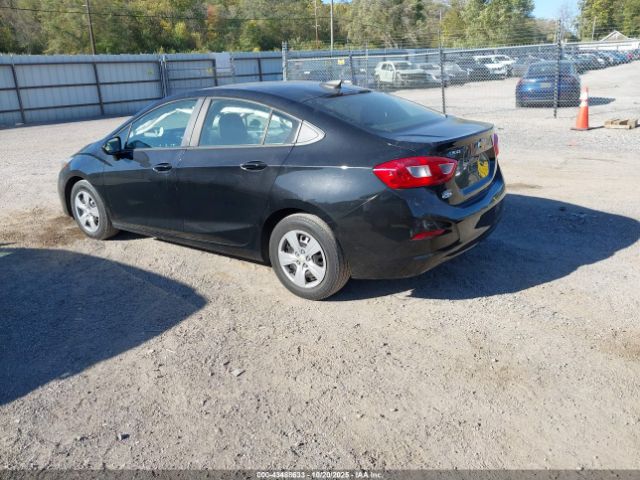 2017 CHEVROLET CRUZE 1G1BC5SM0H7119370 Photo 2