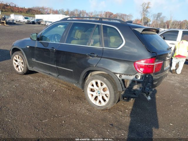 2013 BMW X5 5UXZV4C52D0G53783 Photo 2