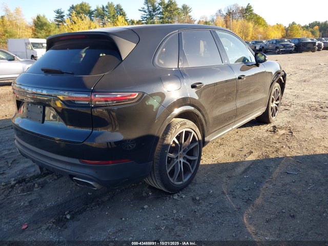 2019 PORSCHE CAYENNE WP1AA2AY2KDA04806 Photo 3