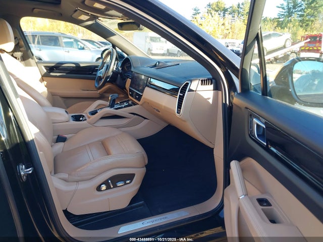 2019 PORSCHE CAYENNE WP1AA2AY2KDA04806 Photo 4