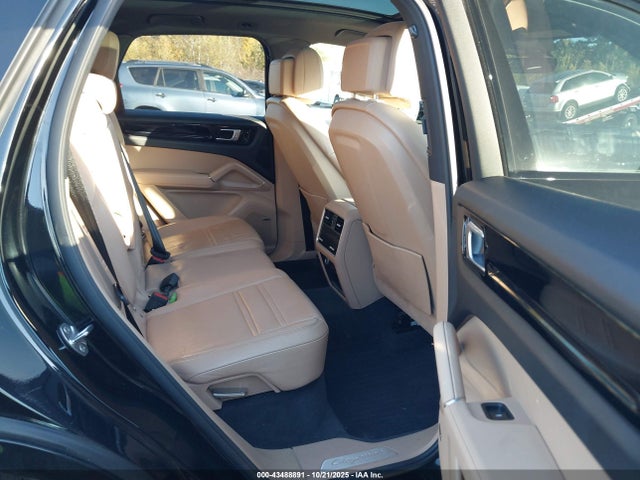 2019 PORSCHE CAYENNE WP1AA2AY2KDA04806 Photo 7