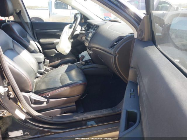 2017 MITSUBISHI OUTLANDER SPORT JA4AP3AU3HZ035488 Photo 4