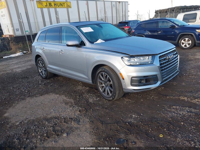 2019 AUDI Q7 WA1LAAF75KD009903