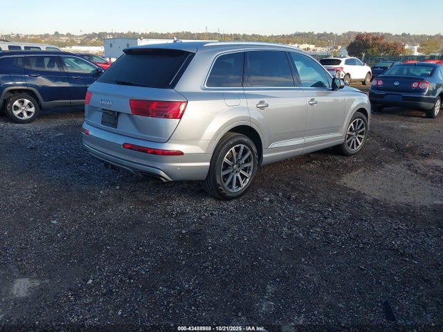 2019 AUDI Q7 WA1LAAF75KD009903 Photo 3