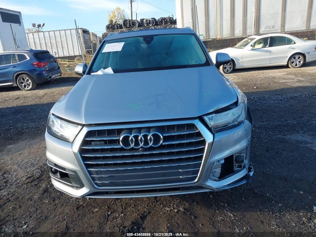 2019 AUDI Q7 WA1LAAF75KD009903 Photo 5