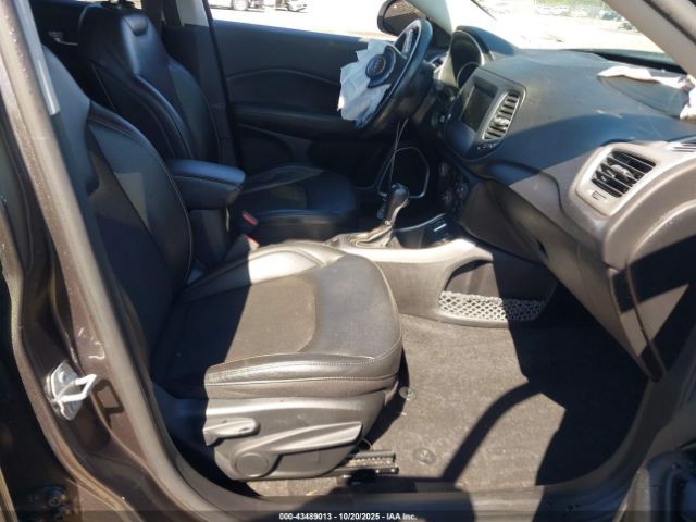 2020 JEEP COMPASS 3C4NJCBB1LT241883 Photo 4