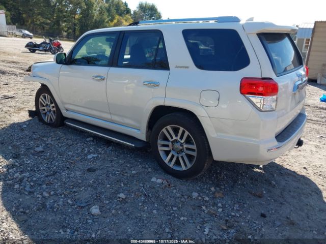 2013 TOYOTA 4RUNNER JTEZU5JR6D5058656 Photo 2
