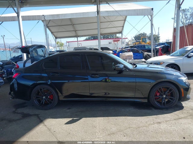 BMW 330I 2023 3MW69FF05P8D54961 Image 13