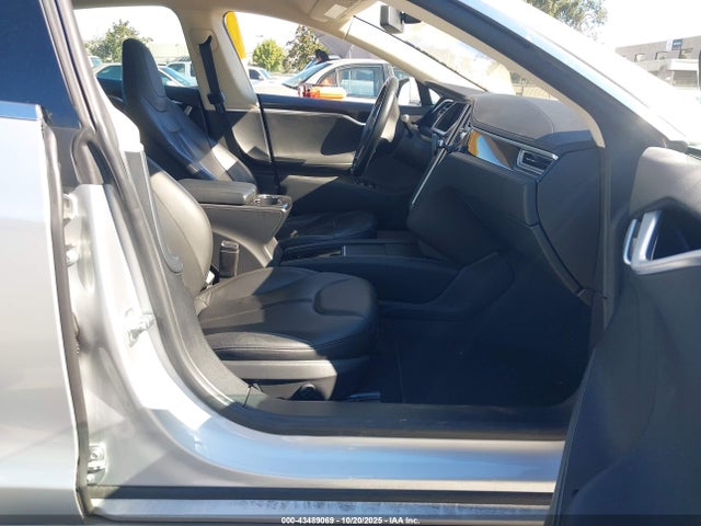 2013 TESLA MODEL S 5YJSA1CN7DFP27209 Photo 4